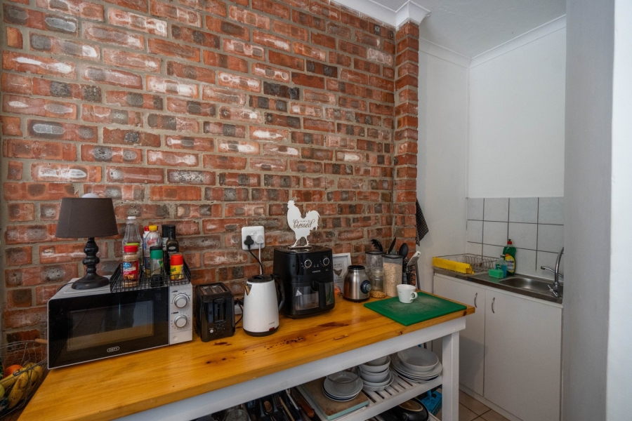 8 Bedroom Property for Sale in West Bank Eastern Cape